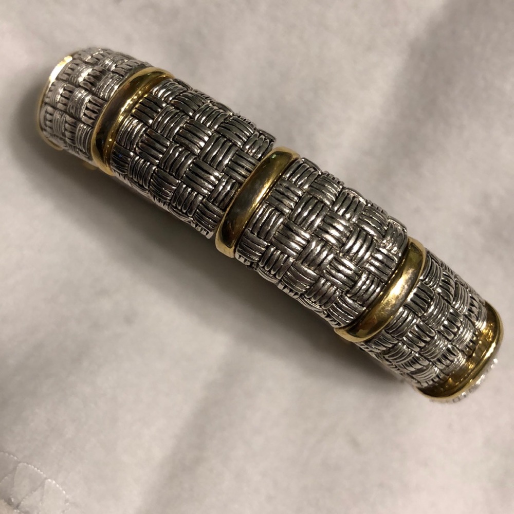 EUC - Vintage Two-Toned Stretch Bracelet